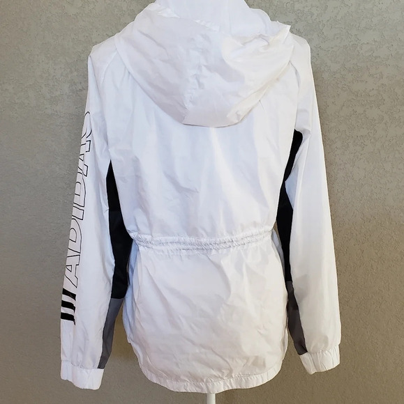 Adidas windbreaker size Small - Picture 3 of 5